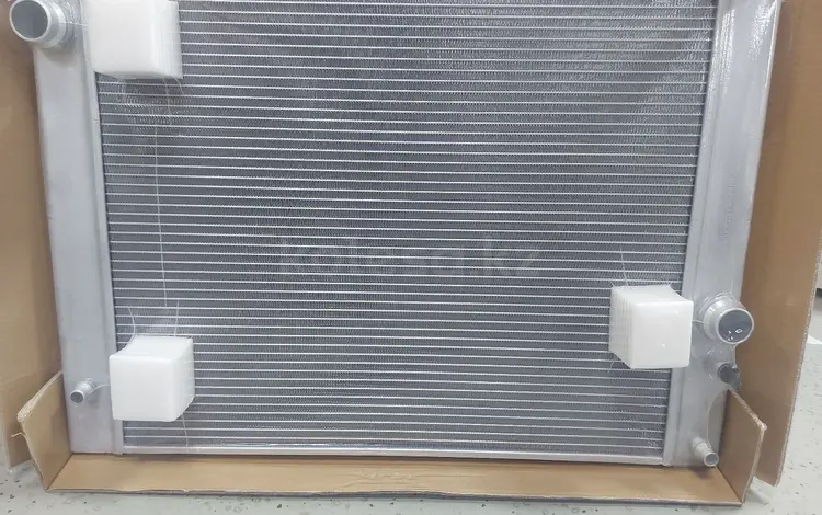 Радиатор охлаждения BMW за 1 000 тг. в Алматы
