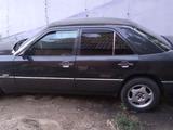 Mercedes-Benz E 200 1993 годаүшін2 300 000 тг. в Усть-Каменогорск – фото 3