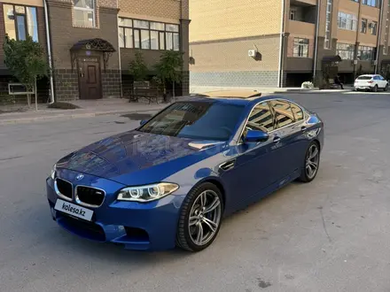 BMW M5 2014 года за 25 500 000 тг. в Алматы – фото 19