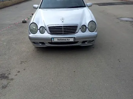 Mercedes-Benz E 320 1999 года за 3 900 000 тг. в Туркестан – фото 5