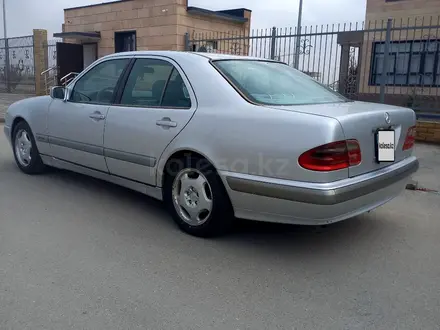 Mercedes-Benz E 320 1999 года за 3 900 000 тг. в Туркестан – фото 9