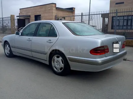 Mercedes-Benz E 320 1999 года за 3 900 000 тг. в Туркестан – фото 13