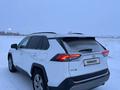 Toyota RAV4 2021 годаүшін17 500 000 тг. в Актобе – фото 4