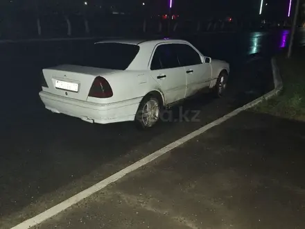 Mercedes-Benz C 180 1993 года за 750 000 тг. в Житикара – фото 8