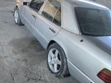 Mercedes-Benz E 230 1992 годаүшін700 000 тг. в Алматы – фото 3