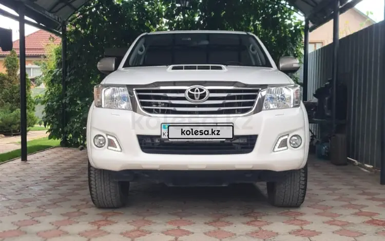Toyota Hilux 2014 годаүшін18 000 000 тг. в Алматы