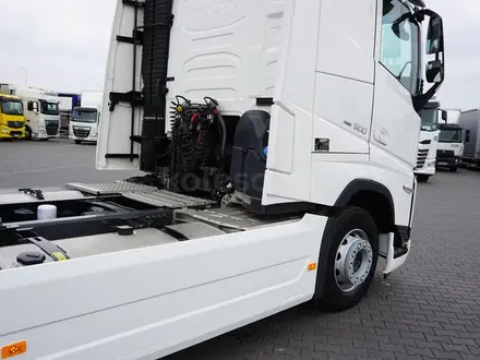 Volvo  Volvo FH 500 GLOBETROTTER XL 2022 года за 48 600 000 тг. в Павлодар – фото 30