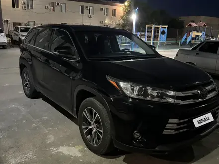 Toyota Highlander 2017 года за 12 000 000 тг. в Актау – фото 3