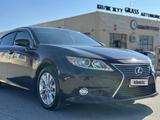 Lexus ES 300h 2015 года за 9 200 000 тг. в Актау