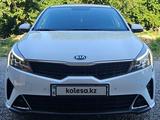 Kia Rio 2021 года за 10 000 000 тг. в Шымкент – фото 2