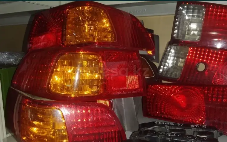 Задний фонарь Тойота камри 25 за 14 000 тг. в Астана