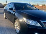 Toyota Camry 2013 года за 8 250 000 тг. в Караганда – фото 3