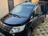 Nissan Serena 2010 года за 5 300 000 тг. в Атырау