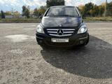 Mercedes-Benz B 150 2009 года за 3 300 000 тг. в Усть-Каменогорск – фото 4