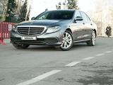 Mercedes-Benz E 300 2018 года за 21 000 000 тг. в Алматы