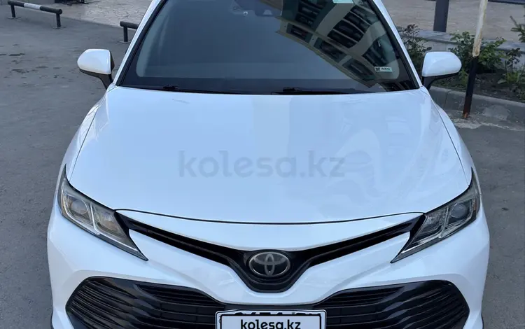 Toyota Camry 2018 года за 8 500 000 тг. в Актобе