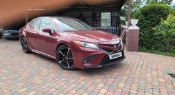 Toyota Camry 2019 года за 13 900 000 тг. в Алматы – фото 4