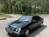 Mercedes-Benz E 320 2002 года за 5 900 000 тг. в Алматы – фото 4