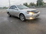 Toyota Camry 2003 годаүшін5 300 000 тг. в Семей – фото 2