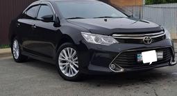 Toyota Camry 2015 годаүшін11 500 000 тг. в Атырау