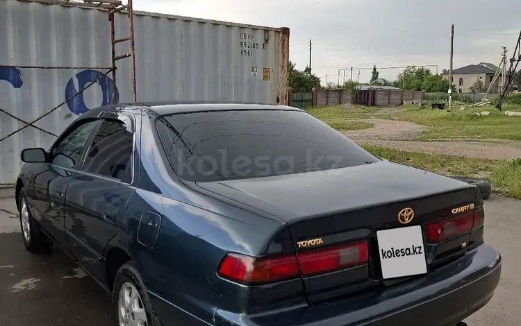 Toyota Camry 1998 годаfor3 000 000 тг. в Алматы