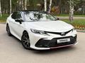 Toyota Camry 2021 года за 13 900 000 тг. в Алматы – фото 14
