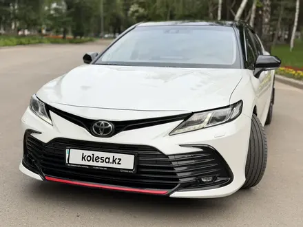 Toyota Camry 2021 года за 13 900 000 тг. в Алматы – фото 16