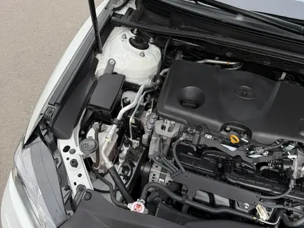 Toyota Camry 2021 года за 13 900 000 тг. в Алматы – фото 56
