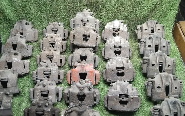 Суппорт тормозной за 8 000 тг. в Алматы