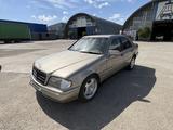 Mercedes-Benz C 220 1994 годаүшін2 000 000 тг. в Астана