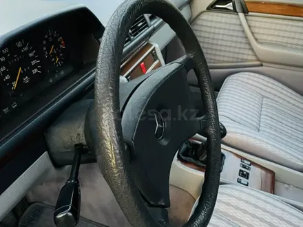 Mercedes-Benz E 230 1990 года за 3 000 000 тг. в Шымкент – фото 16