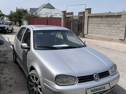 Volkswagen Golf 2001 года за 2 000 000 тг. в Шымкент