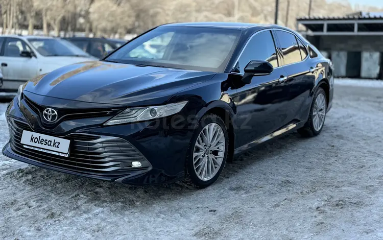 Toyota Camry 2018 годаfor14 400 000 тг. в Алматы