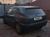 Volkswagen Golf 1994 годаүшін1 550 000 тг. в Астана – фото 2