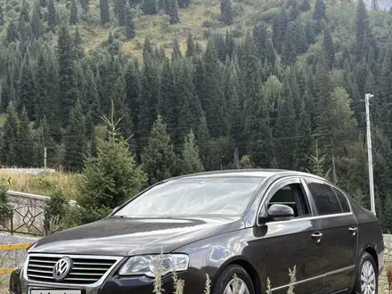 Volkswagen Passat 2006 года за 3 400 000 тг. в Алматы – фото 6