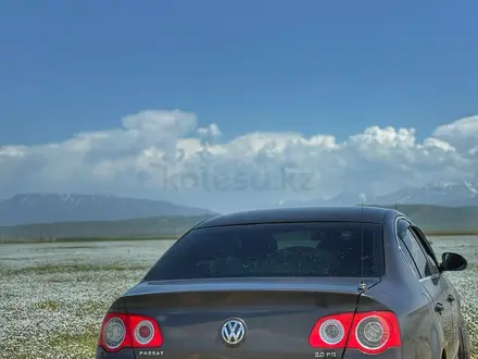 Volkswagen Passat 2006 года за 3 400 000 тг. в Алматы – фото 9
