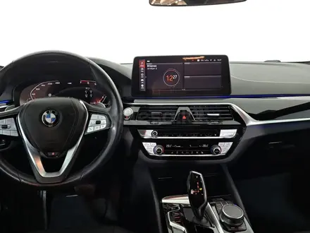 BMW 520 2021 года за 22 590 000 тг. в Астана – фото 12