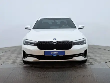 BMW 520 2021 года за 22 590 000 тг. в Астана – фото 2