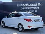 Hyundai Solaris 2015 года за 6 100 000 тг. в Актобе – фото 3