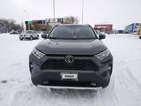 Toyota RAV4 2019 года за 11 500 000 тг. в Актобе