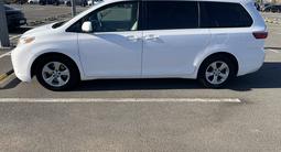 Toyota Sienna 2016 года за 15 450 000 тг. в Астана – фото 3