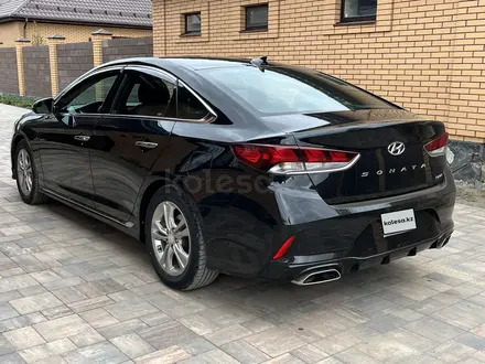 Hyundai Sonata 2018 года за 6 900 000 тг. в Актобе – фото 4