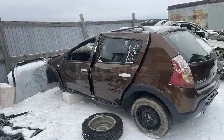 Renault Sandero 2013 года за 1 333 333 тг. в Актобе