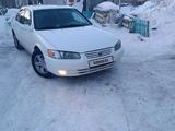 Toyota Camry 1998 годаfor3 800 000 тг. в Астана – фото 2