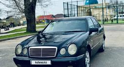 Mercedes-Benz E 320 1996 года за 3 500 000 тг. в Алматы – фото 4