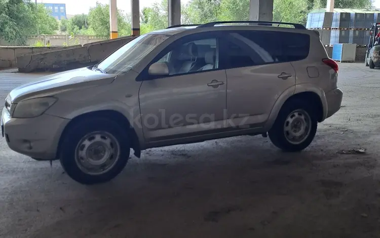 Toyota RAV4 2007 годаүшін5 250 000 тг. в Актобе