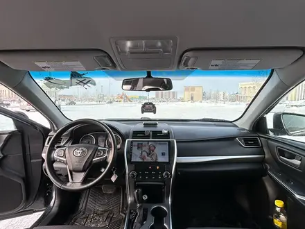 Toyota Camry 2016 года за 7 100 000 тг. в Уральск – фото 5