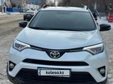 Toyota RAV4 2019 годаfor14 000 000 тг. в Актобе – фото 4