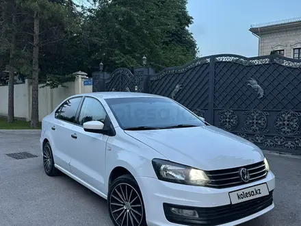 Volkswagen Polo 2015 года за 4 000 000 тг. в Алматы