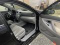 Toyota Camry 2007 года за 4 500 000 тг. в Актобе – фото 4